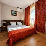 Hotel Family Art Gallery Pleven