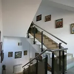 Hotel Family Art Gallery 2*